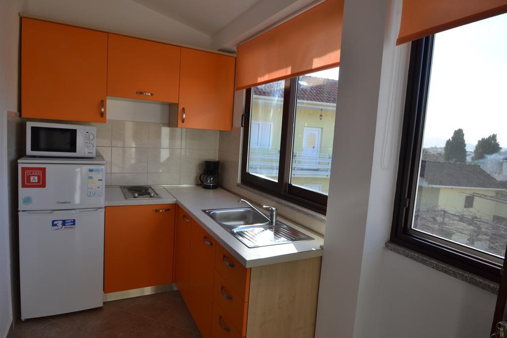 Apartments Kresan Sukošan Extérieur photo