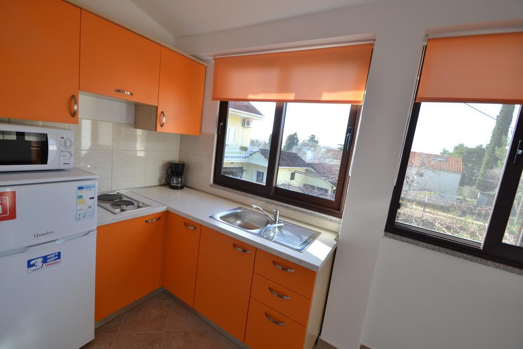 Apartments Kresan Sukošan Extérieur photo
