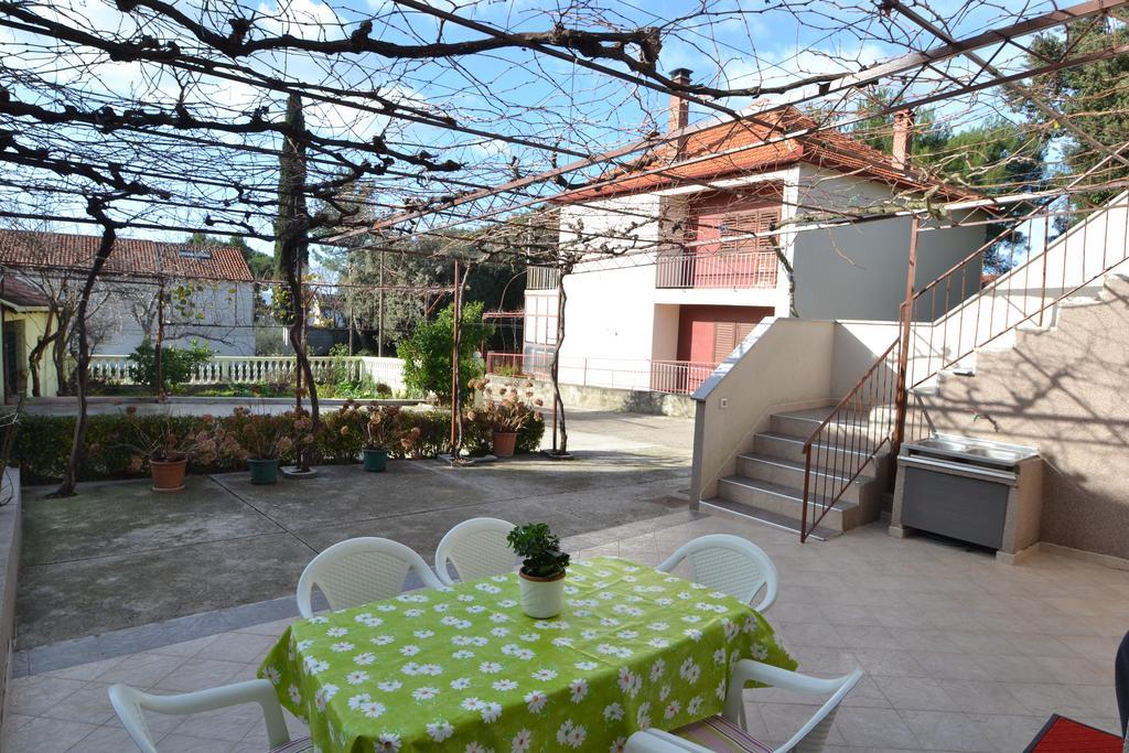 Apartments Kresan Sukošan Extérieur photo