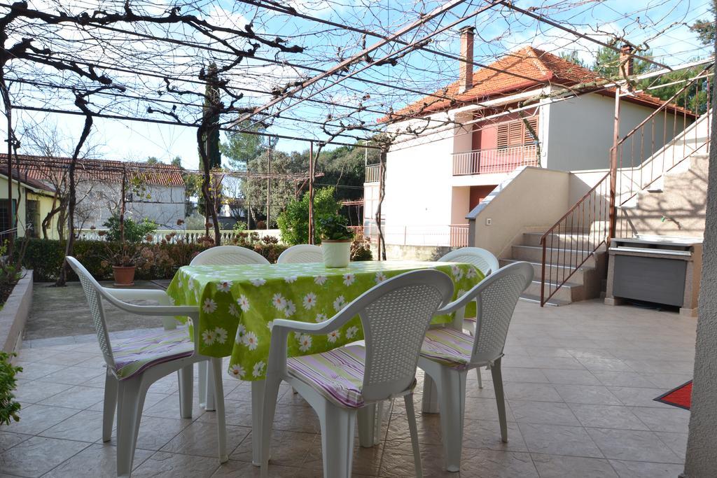Apartments Kresan Sukošan Extérieur photo